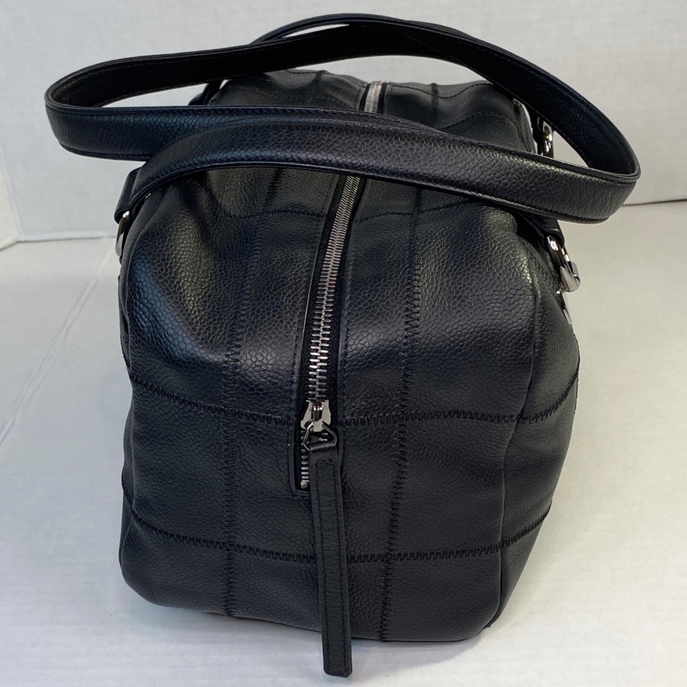 CHANEL Vintage Caviar Square Quilted Bowler Bag - Picture 4 of 17